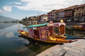 Kashmir — Grand Explorer (Srinagar + Gulmarg + Pahalgam + Sonamarg)